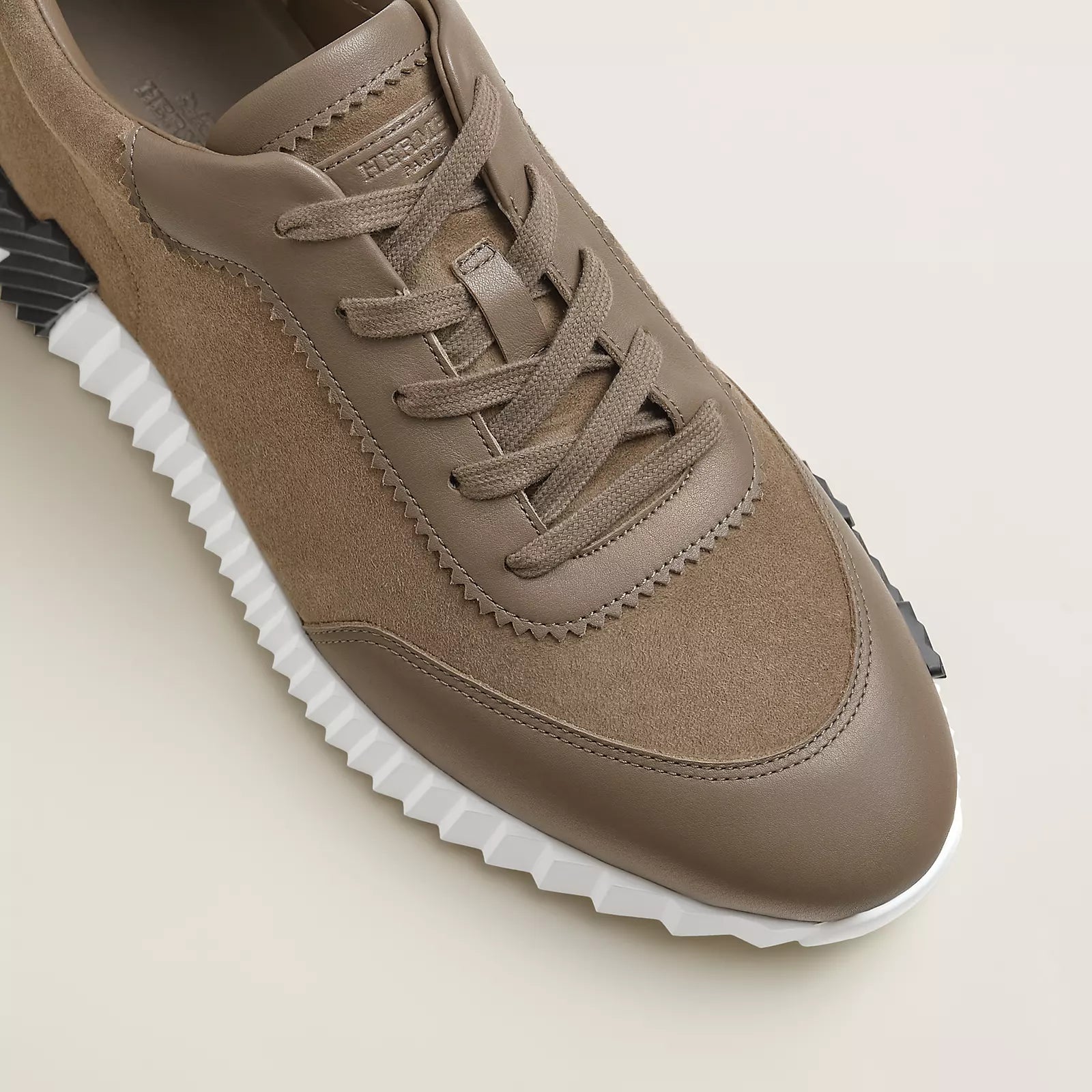 Hermès - Bouncing Brown